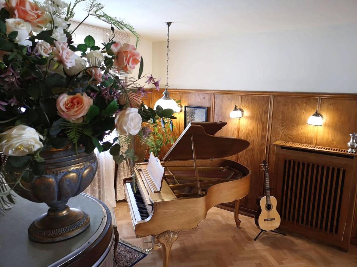 Hotel Adler Sankt Georgen im Schwarzwald Kültér fotó